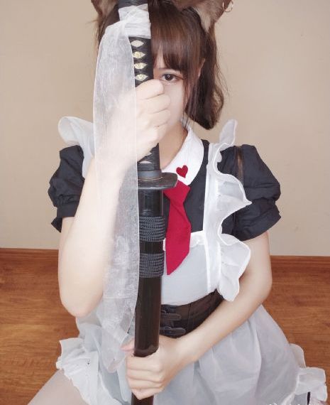 从天而降的少女