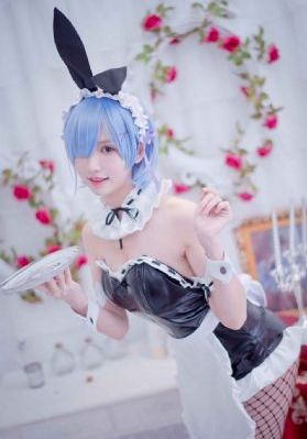 神奇动物在哪里2免费观看英文版