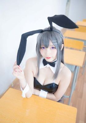 《奇怪的美发沙龙》中文